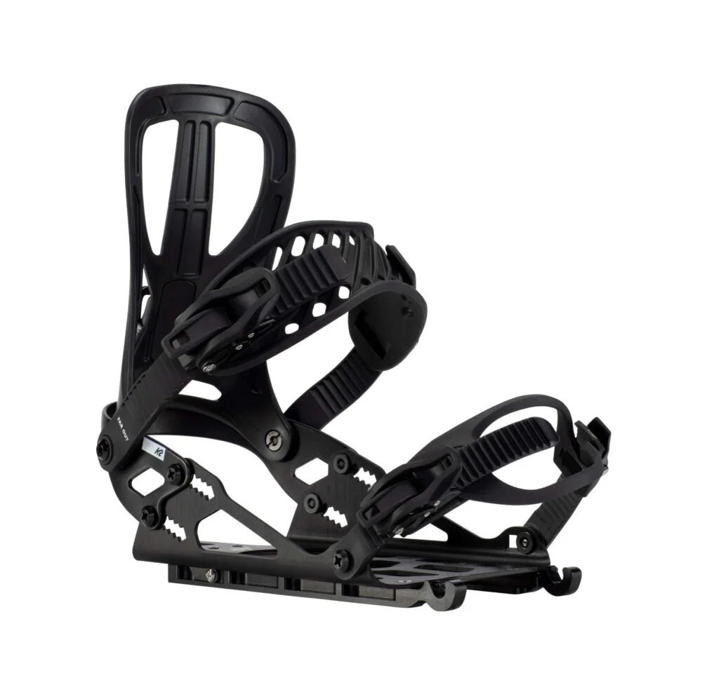 Illustrer les fixations de splitboard Far Out de K2, inclusent dans l'ensemble de splitboard K2 Marauder 147 disponible en location chez Splitboard QC