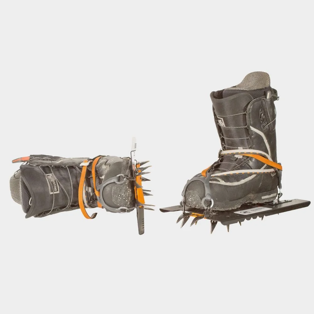Plaques d'ascension pour bottes souples disponible en location chez Splitboard QC.